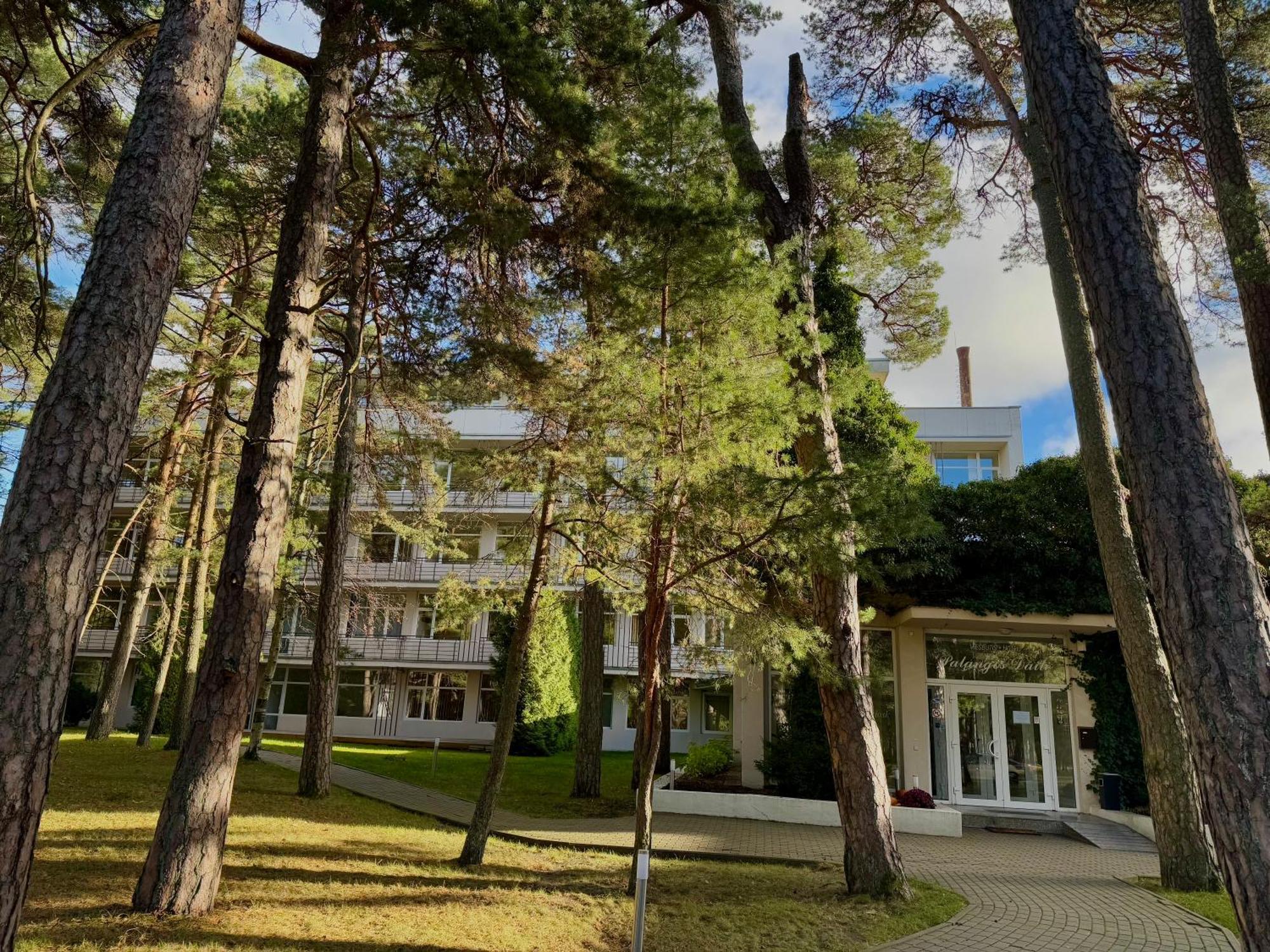 Palangos Daile Hotel Palanga Bagian luar foto